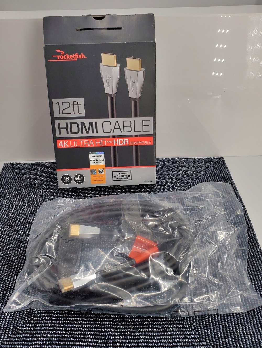 Rocketfish - 12' 4K UltraHD/HDR In-Wall Rated HDMI Cable -Black NEW (C39)